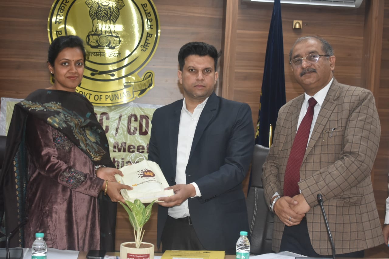 Provide maximum loans to self-help groups: Deputy Commissioner